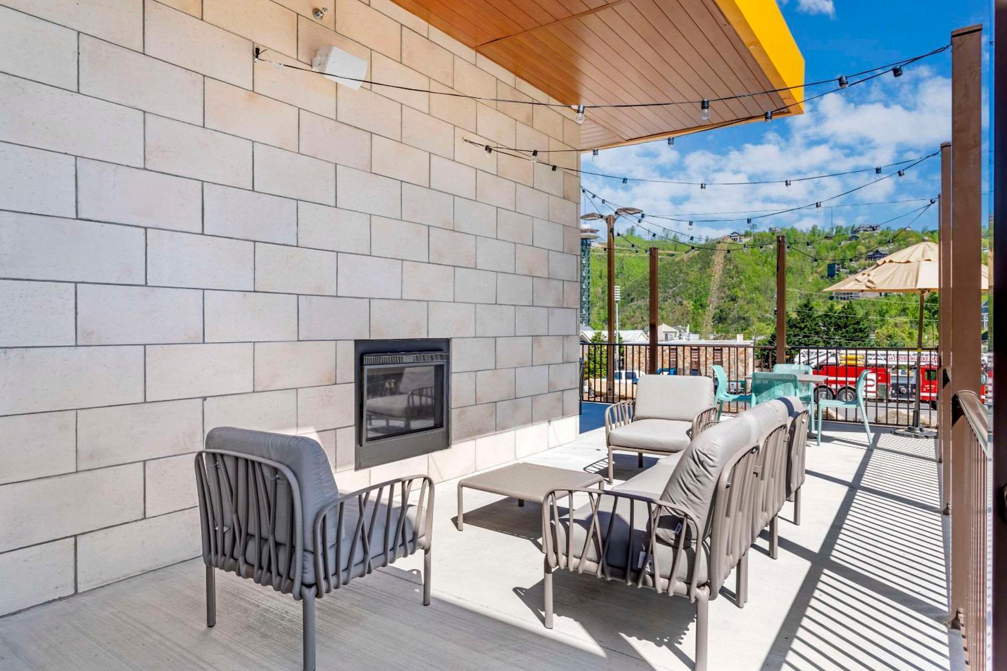 Comfort Suites Gatlinburg Downtown-Convention Center المظهر الخارجي الصورة